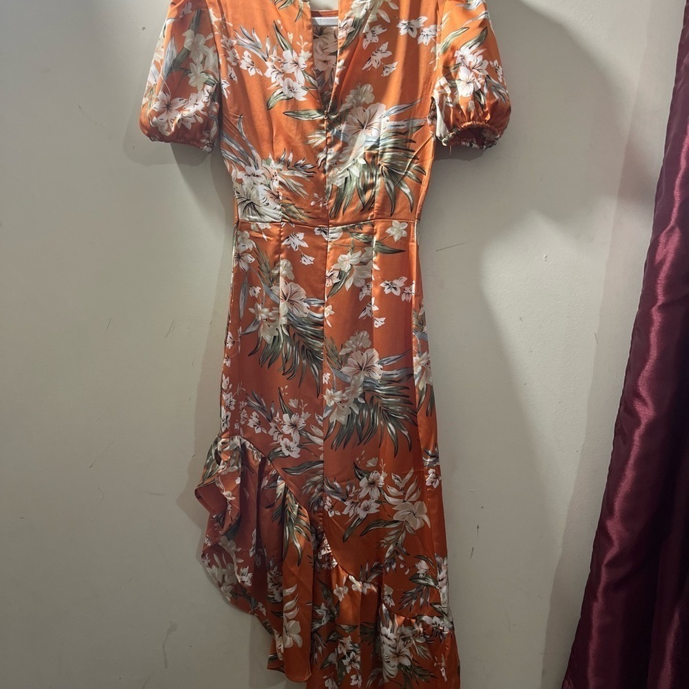 Pretty Little Thing Orange floral print dress size 2.  Polyester material! - Picture 11 of 16